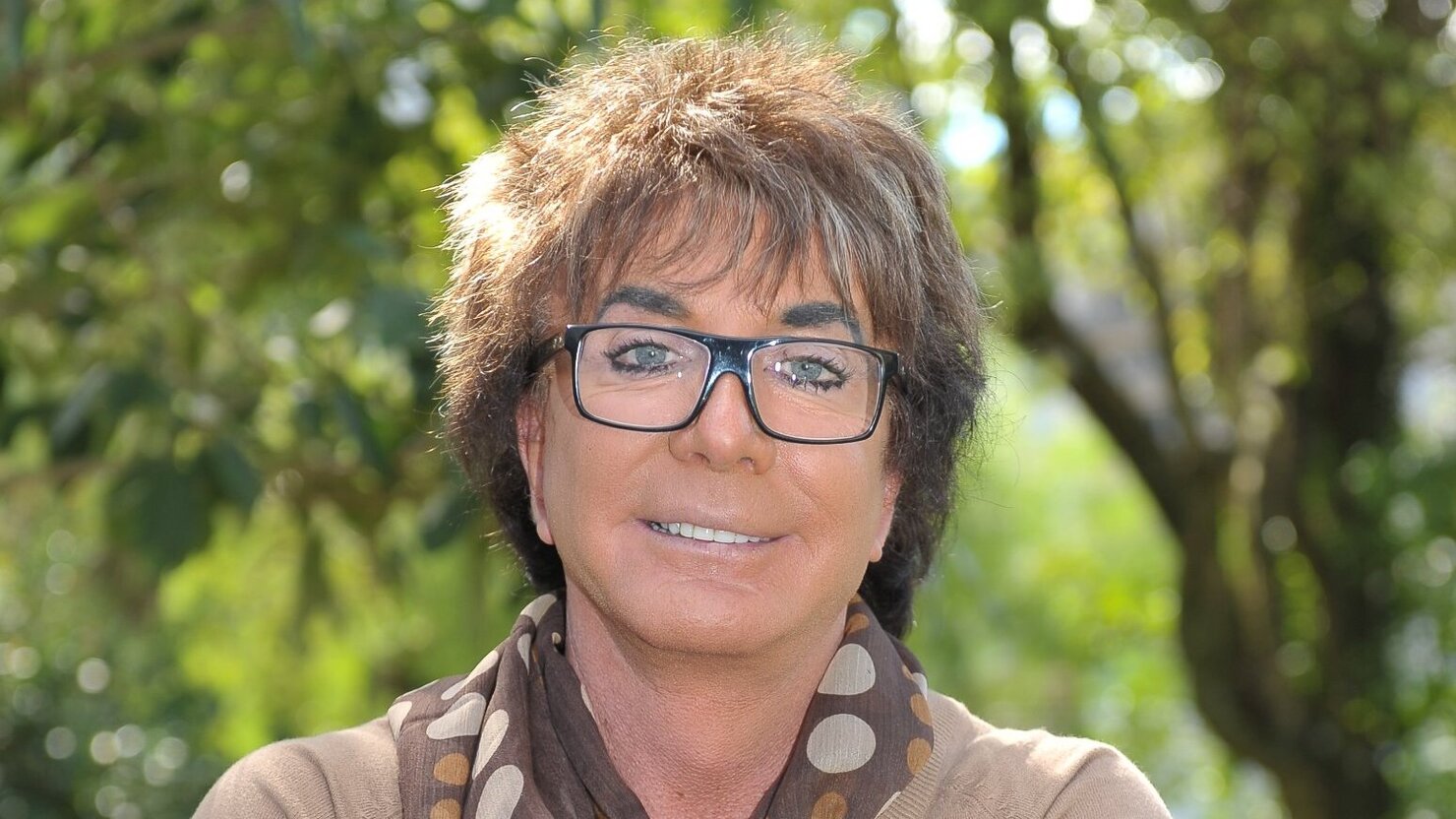 Kiko celebra a vida com estilo, carisma e muito sucesso! 🎉✂️ - Foto: Jorge Somensi