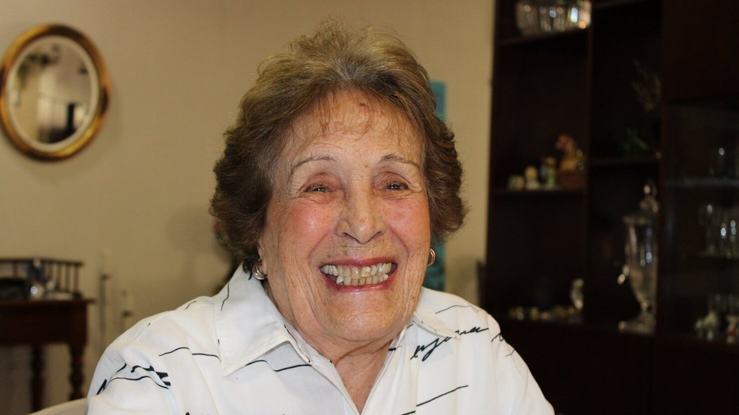 Gladys Rigon, refer�ncia de cultura, generosidade, e humanidade. - Fotos: Lu�s Longhini e Jorge Somensi, Acervo R�dio Rural