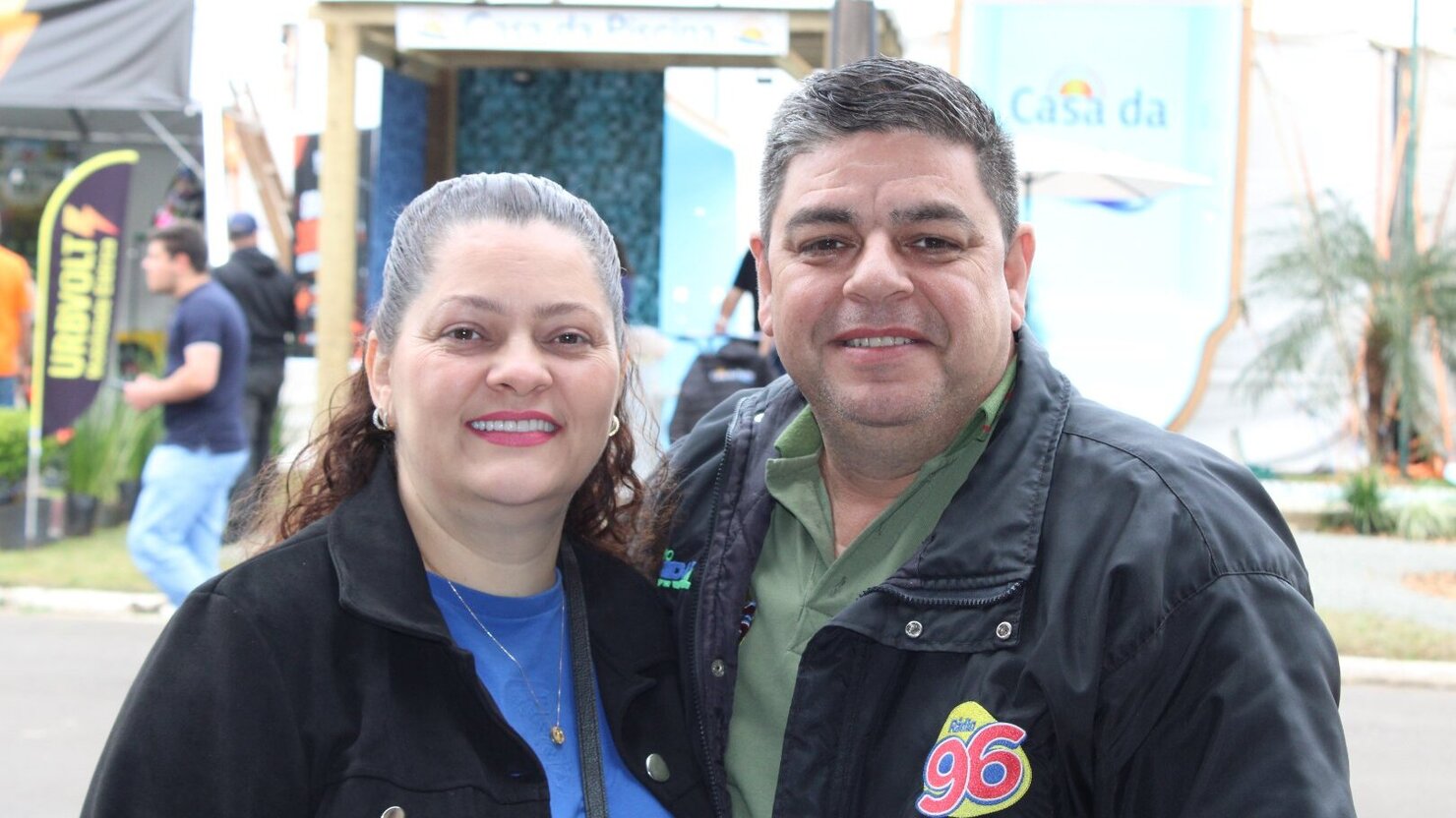 Regiane Carmen Cremonese, com o marido Andr�, em mais uma primavera cheia de sa�de, alegria e companherismo. - Foto: Lu�s Longhini