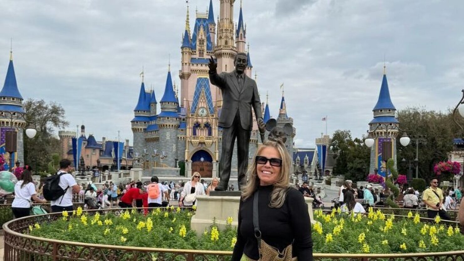 S�nia celebra a vida neste s�bado, cercada pelo carinho da fam�lia e pelo reconhecimento de toda Conc�rdia. 💐✨ - Fotos: Arquivo de Fam�lia 