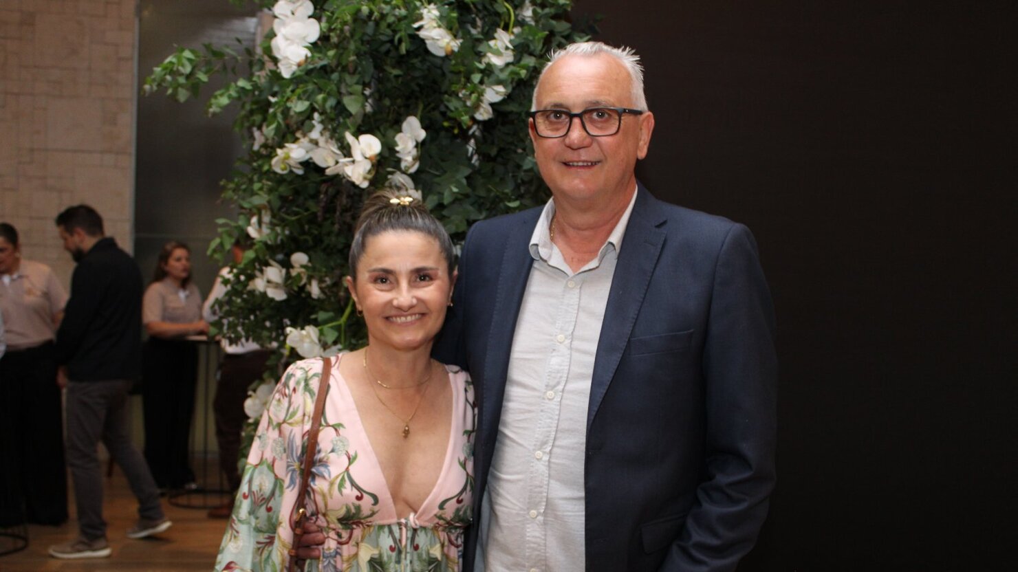 Gisele Penso e Paulo Simioni com sua presen�a marcante, levando charme, simpatia e a alegria. - Foto: Lu�s Longhini