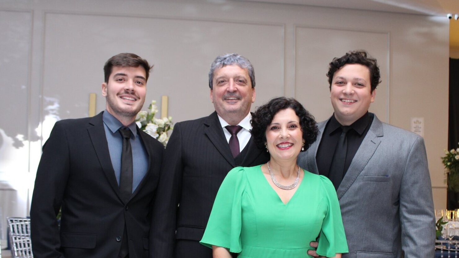 Famlia Leonel espalhando alegria e charme por onde passam. - Foto: Lus Longhini