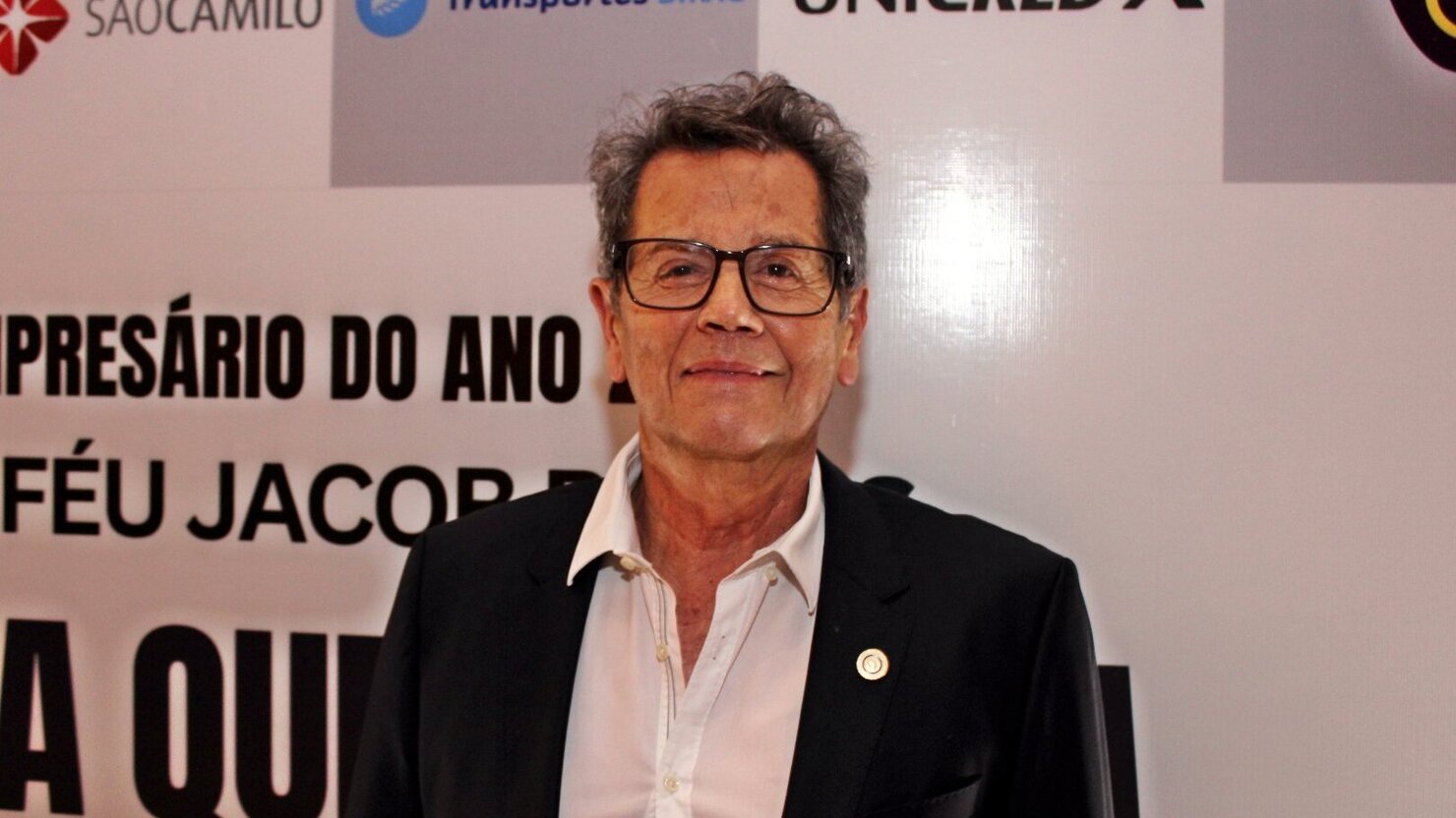 Zeca Olmi marcando presena e prestigiando mais um grande evento em Concrdia. - Foto: Lus Longhini