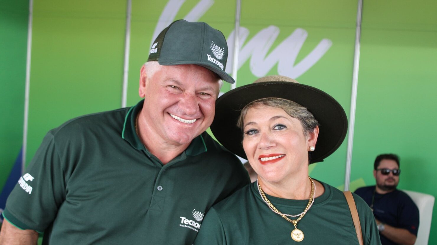 Presidente da Cop�rdia e sua esposa Val�ria entre os destaques do Tecnoeste 2026. - Fotos: Lu�s Longhini