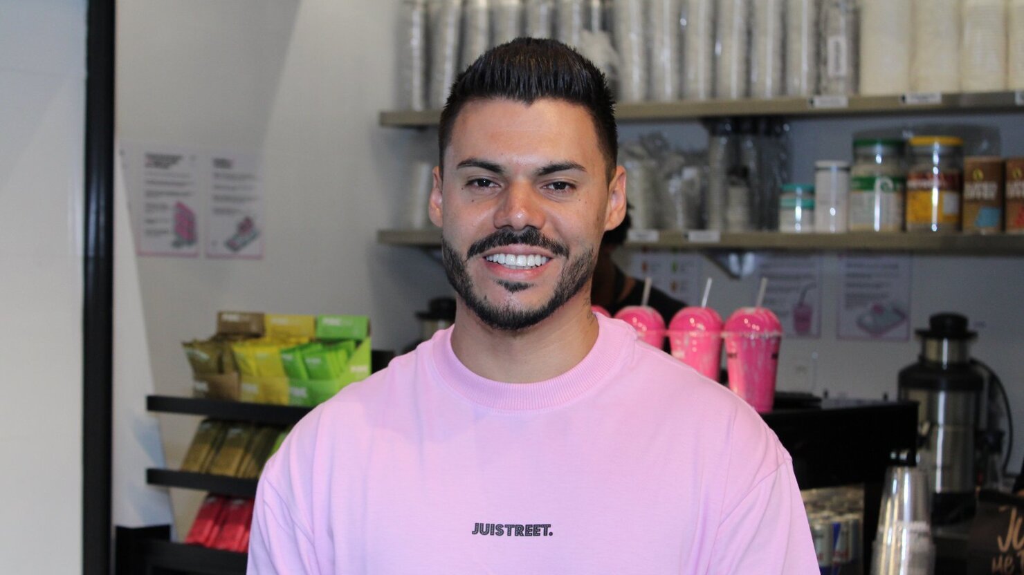 O empres�rio C�sar Maciel celebra a chegada da franquia Juistreet a Conc�rdia, mais uma aposta de sucesso na cidade. - Fotos: Lu�s Longhini