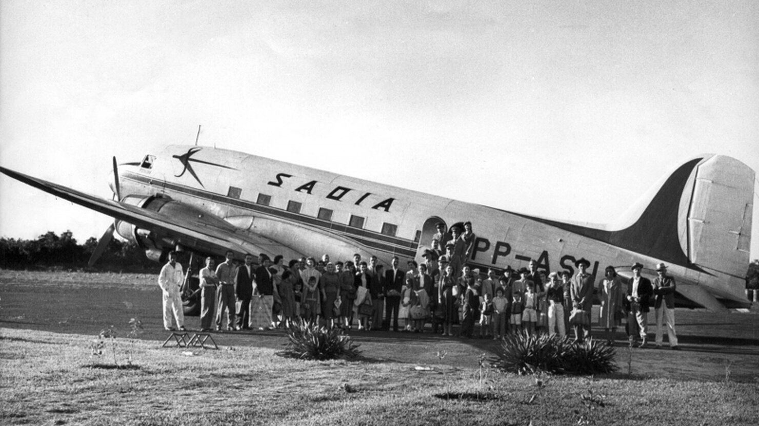 Sadia Transportes A�reo no Aeroporto de Conc�rdia, 1956. - Foto: Acervo Sadia, MBRF Memorial Attilio Fontana